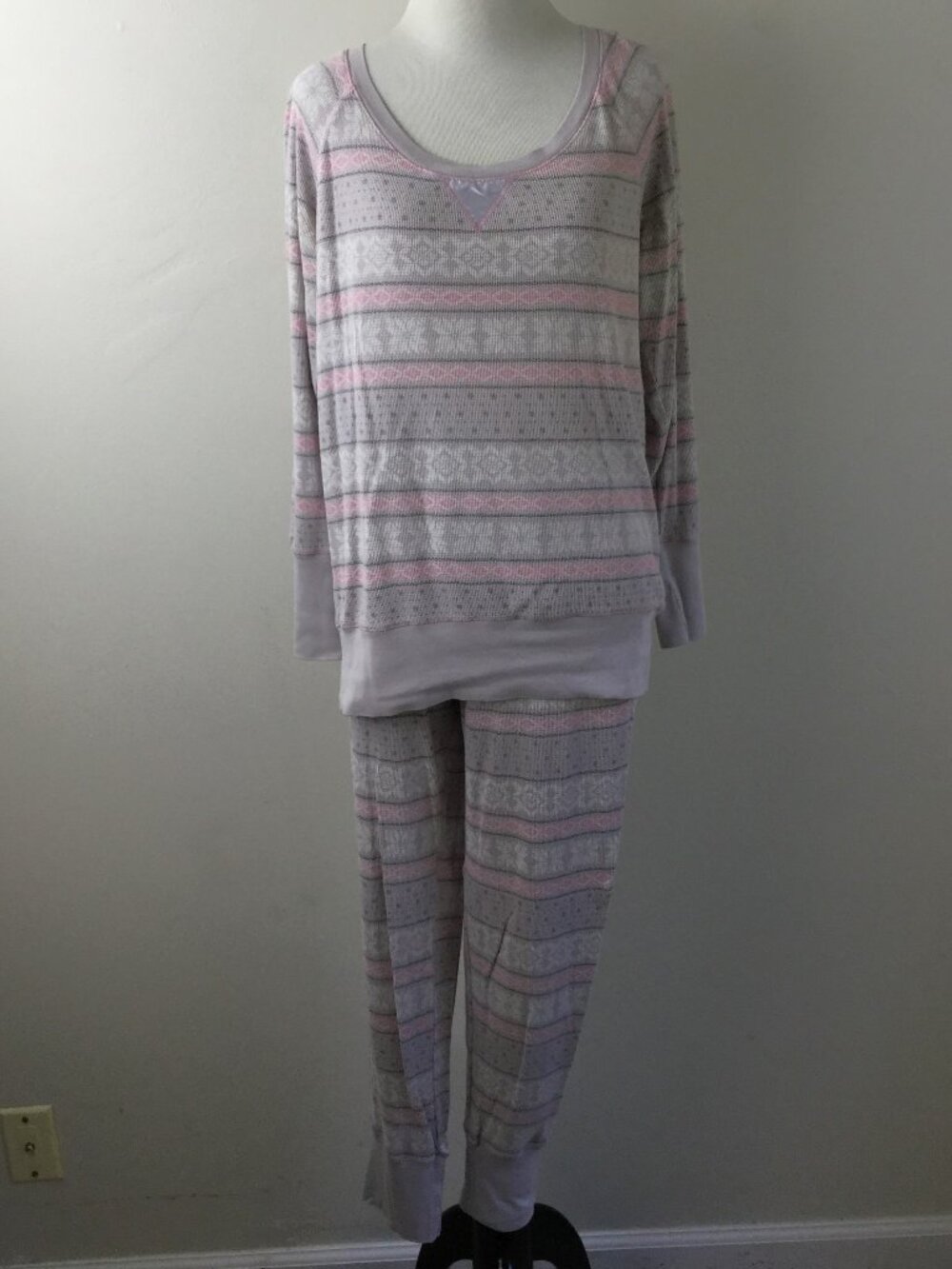 Victoria's Secret Thermal Pajama Top and Bottom m